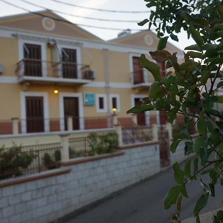 Villa Pinotsi 시미 외부 사진