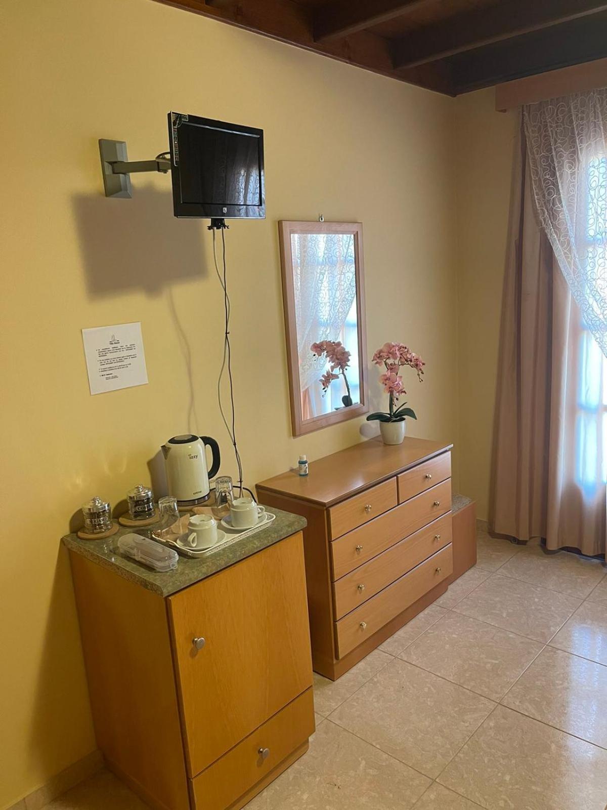 Villa Pinotsi 시미 외부 사진
