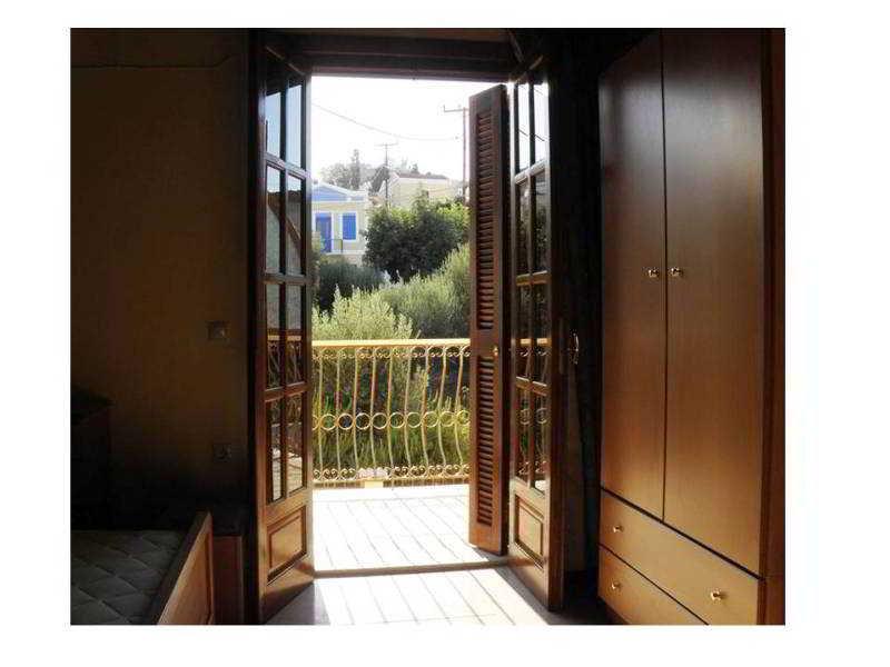 Villa Pinotsi 시미 외부 사진